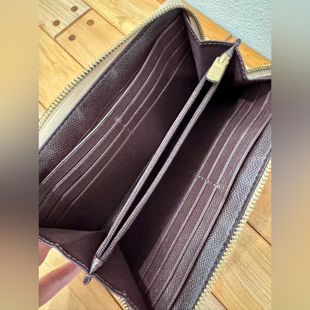 Coach Debossed Accordion Zip Around Wallet - Picture 4 of 6